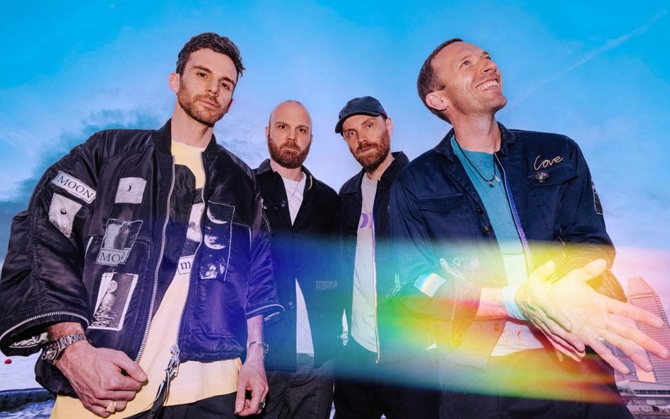 Koncert zespołu Coldplay w Foxborough pod Bostonem odbił się szerokim echem na całym świecie
