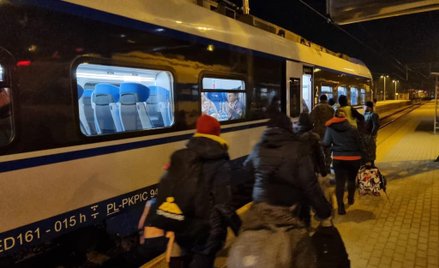 Blisko co trzeci uchodźca z Ukrainy skorzystał w Polsce z kolei