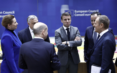 Przywódcy państw UE na szczycie w Brukseli, na zdjęciu m.in. Viktor Orbán, Olaf Scholz, Emmanuel Mac