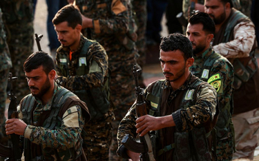 Członkowie YPG