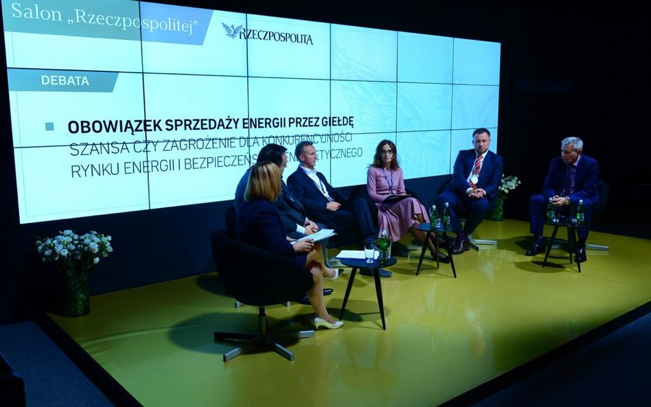 Obowiązek sprzedaży energii przez giełdę - szansa czy zagrożenie dla konkurencyjności rynku energii i bezpieczeństwa energetycznego