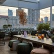 Hotel ma być doświadczeniem. Na dachu Puro w Warszawie mieści się restauracja