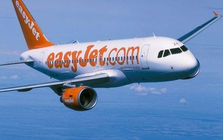 Siedzenia bez oparć w EasyJet. Pierwsza reakcja przewoźnika: „Skasuj to zdjęcie”