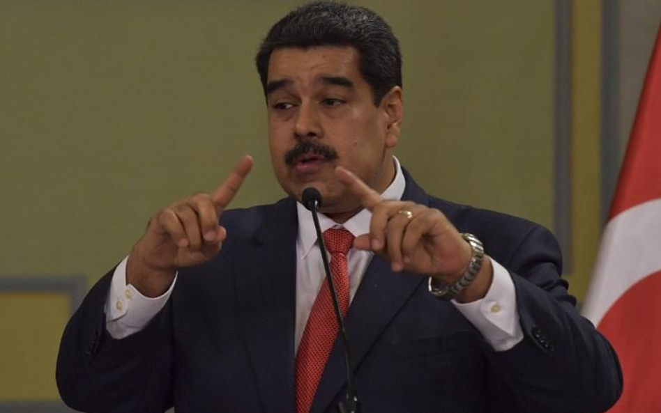 Maduro jedzie po pieniądze do Moskwy