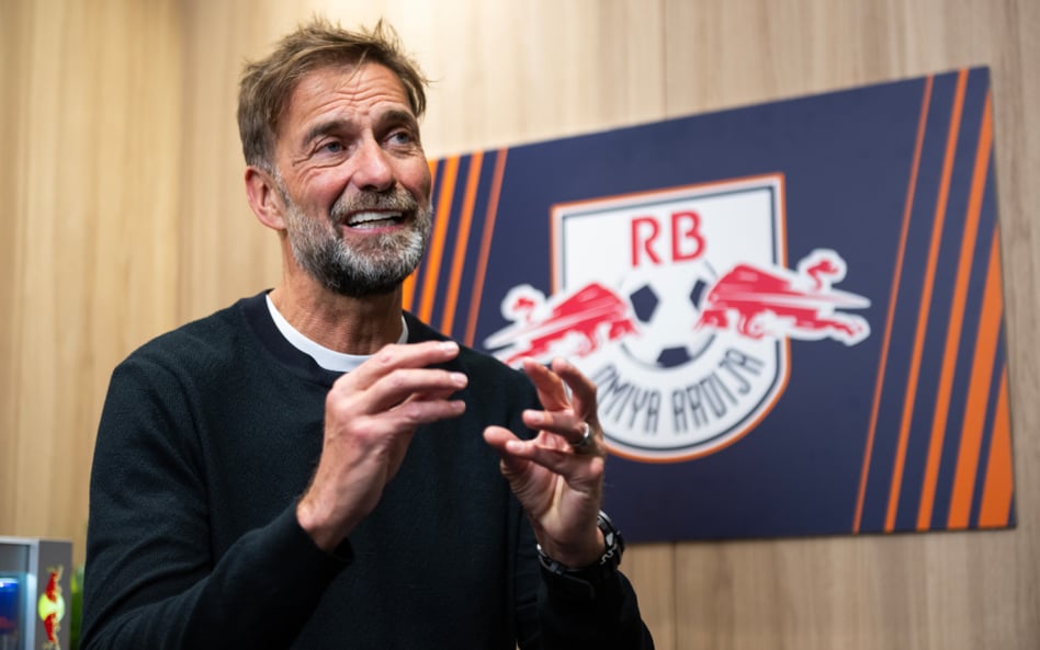 Juergen Klopp stęsknił się za trenerską ławką. Czy poprowadzi Romę?