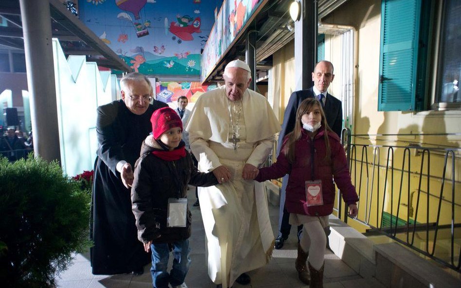 Papież Franciszek w szpitalu dziecięcym