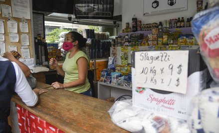 Wenezuela tonie w hiperinflacji