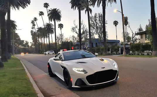 Aston Martin DBS Superleggera