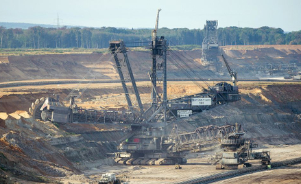 Kopalnia Hambach przy granicy z Belgią i Holandią