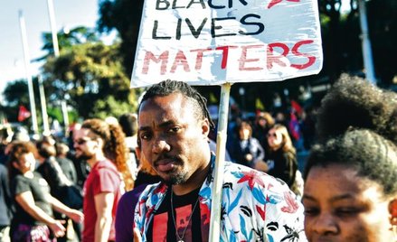 Rosja pogłębia podziały rasowe w Ameryce