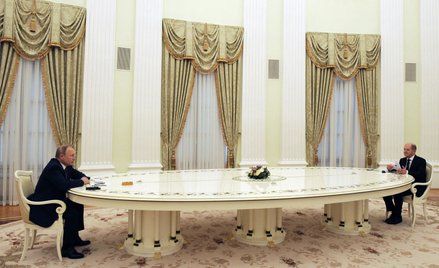 Władimir Putin i Olaf Scholz