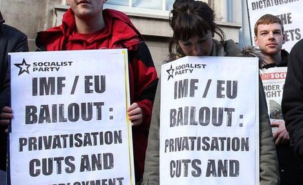 Moody’s tnie rating Irlandii do poziomu "śmieciowego"