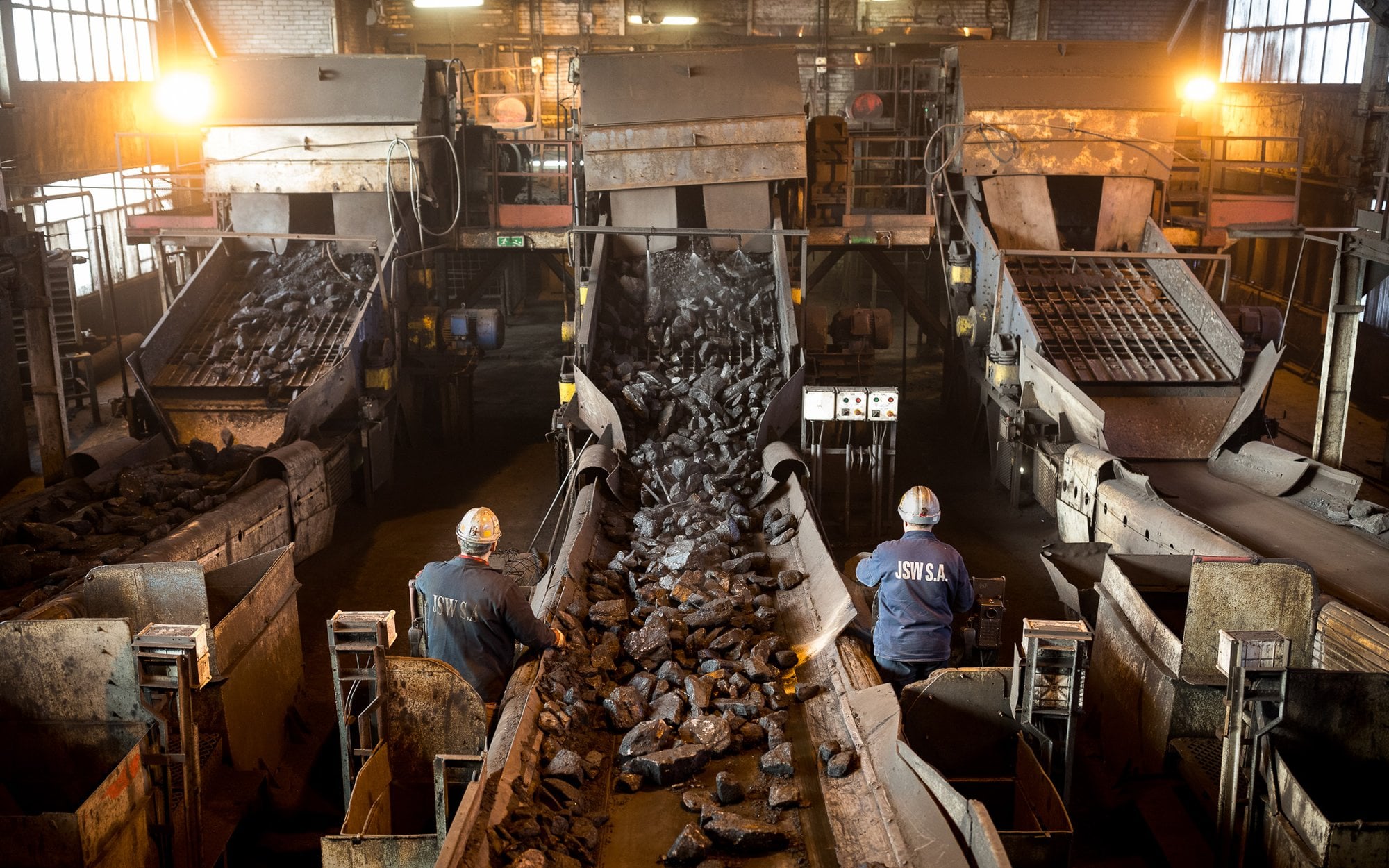 JSW wciąż z dużą stratą, ale z nadzieją patrzy na kolejne miesiące