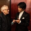 Dyrektor Stanisław Leszczyński i zwycięzca Konkursu Chopinwoskiego Bruce Liu
