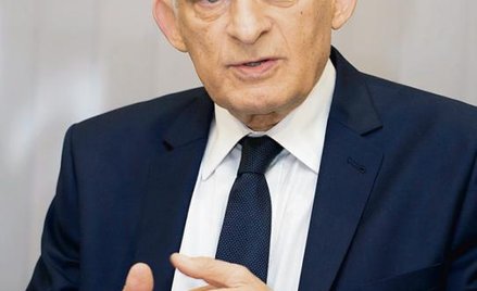 Jerzy Buzek podkreśla, że Śląsk potrzebuje także ustawy metropolitalnej, aby zintegrować transport, 