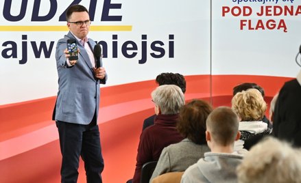 Szymon Hołownia podczas spotkania wyborczego