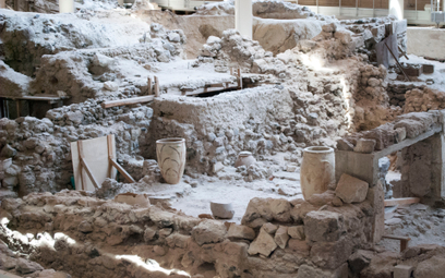 Ruiny Akrotiri, miasta zniszczonego w wyniku wybuchu wulkanu na Therze