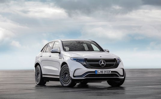 "Mercedes-Benz EQC"