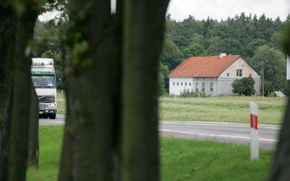 SN wyjaśni zasady wykupu działek, które w wyniku budowy drogi krajowej sraciły na wartości.