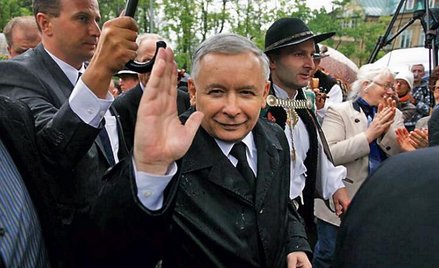 W Zakopanem Jarosława Kaczyńskiego powitało kilkuset górali