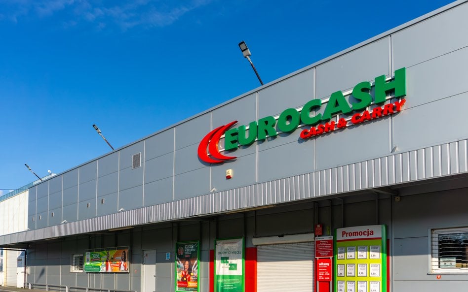 Kurs Eurocashu nad krawędzią. Kolejne rozczarowanie wynikami