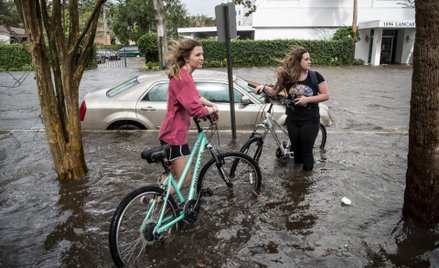 Irma i Harvey mocno zaszkodzą amerykańskiej gospodarce