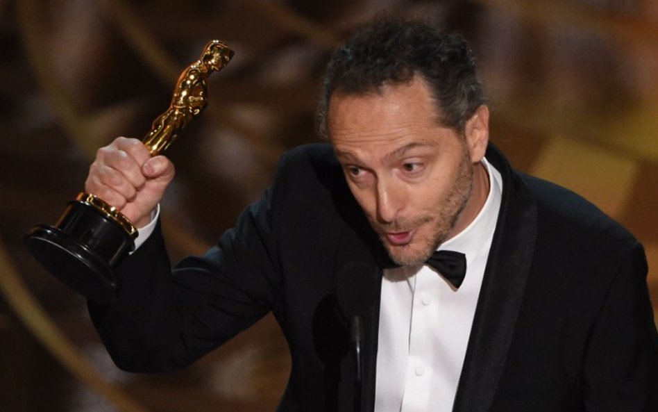 Oscar za najlepsze zdjęcia - Zjawa. Nagrodę odbiera Emmanuel Lubezki