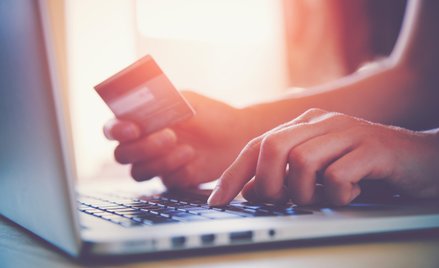 Nie ma opłaty od środków spożywczych sprzedawanych tylko online