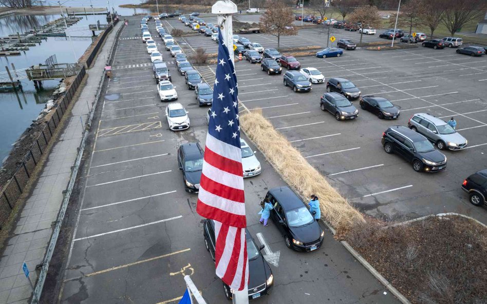 Mobilny punkt testów na COVID-19 w USA