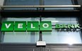 Miała być płynna zmiana, są problemy z logowaniem. Klienci VeloBanku są wściekli