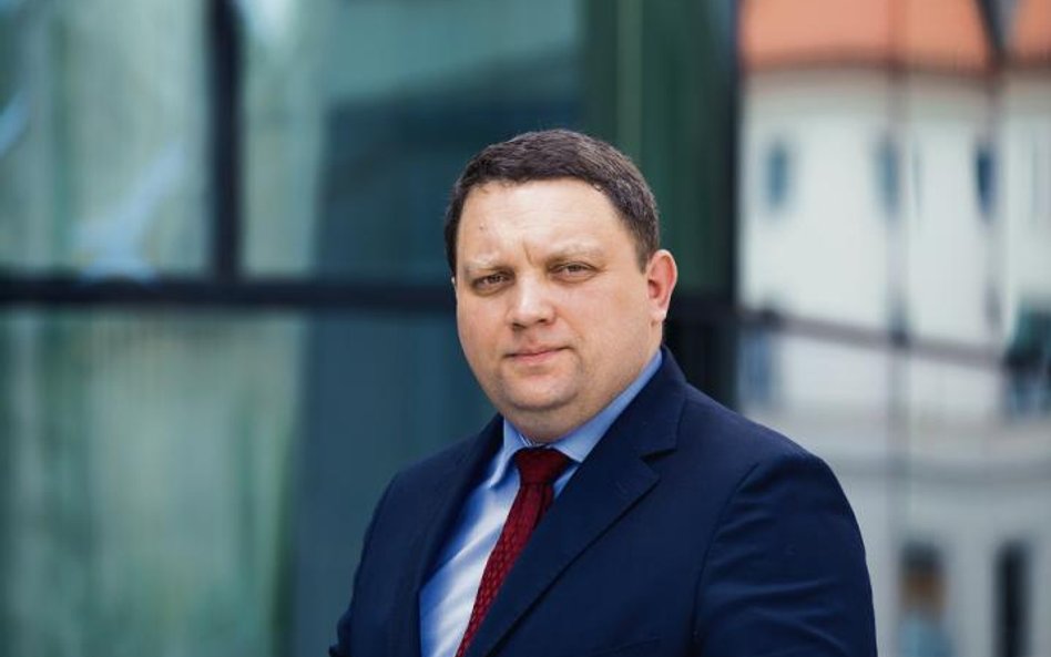 Notowania kierowanego przez Marcina Chludzińskiego KGHM są od miesięcy w trendzie bocznym, podobnie 