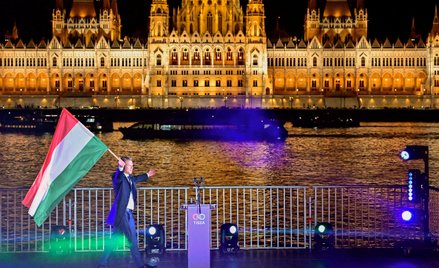Peter Magyar – lider partii Tisza – w Budapeszcie.