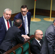 Mateusz Morawiecki, Piotr Wawrzyk i Zbigniew Rau w sejmowych ławach