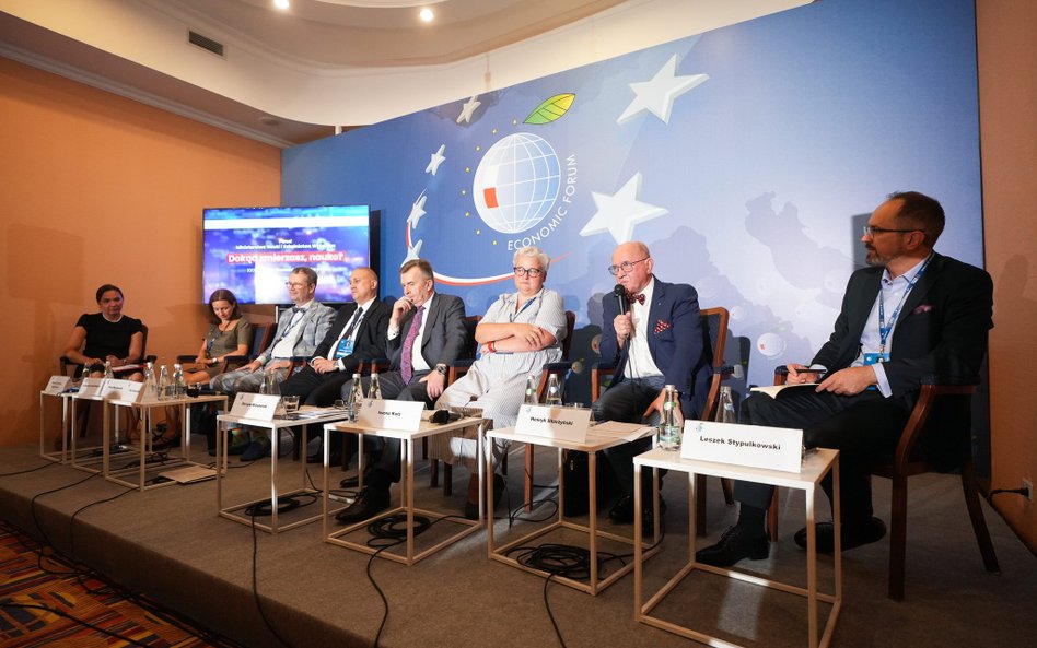 The challenges and needs of science in Poland were discussed in Karpacz during the debate ‘Where are