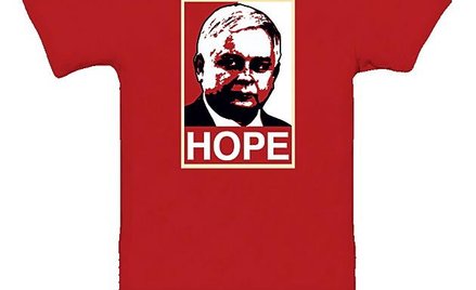 W Internecie są do kupienia koszulki ze zdjęciem polskiego prezydenta