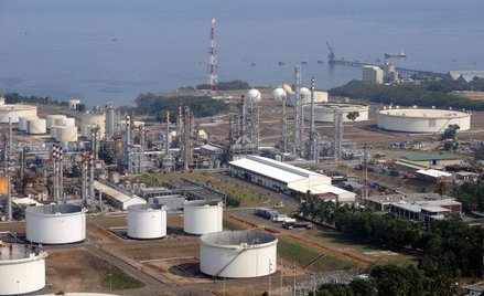 USA: Czwarty miesiąc załamania produkcji