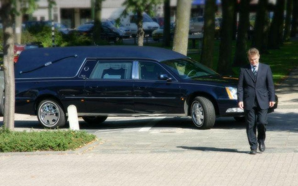 Spadkobierca uprawnionego pracownika, rolnika lub rybaka może skorzystać z prawa do nieodpłatnego na
