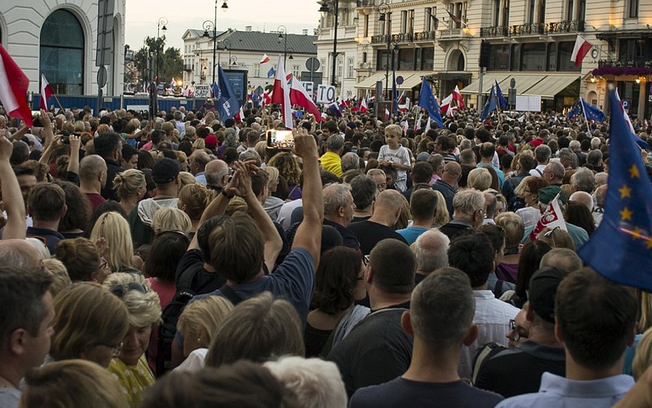 W Pakistanie też mówią o protestach w Polsce