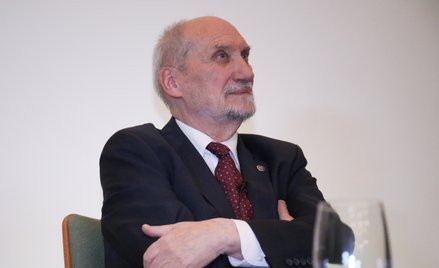 Marek Kozubal: Antoni Macierewicz niezłomnie walczy