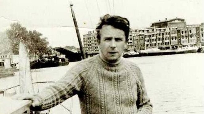 Pułkownik Ryszard Kukliński na pokładzie „Legii” w latatch 70.