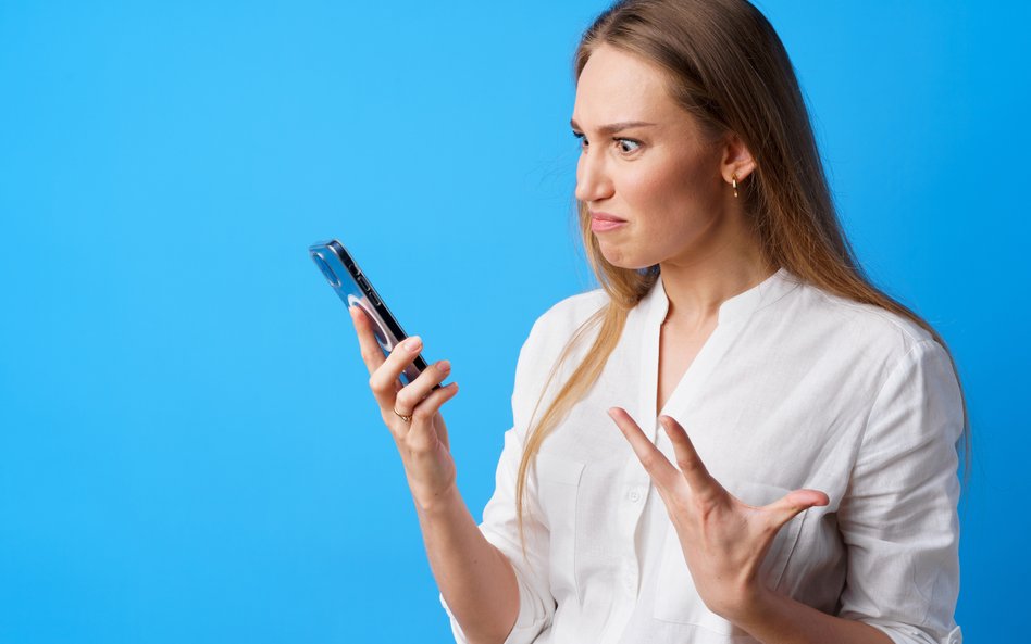 Czy dyscyplinarka przez SMS jest skuteczna?