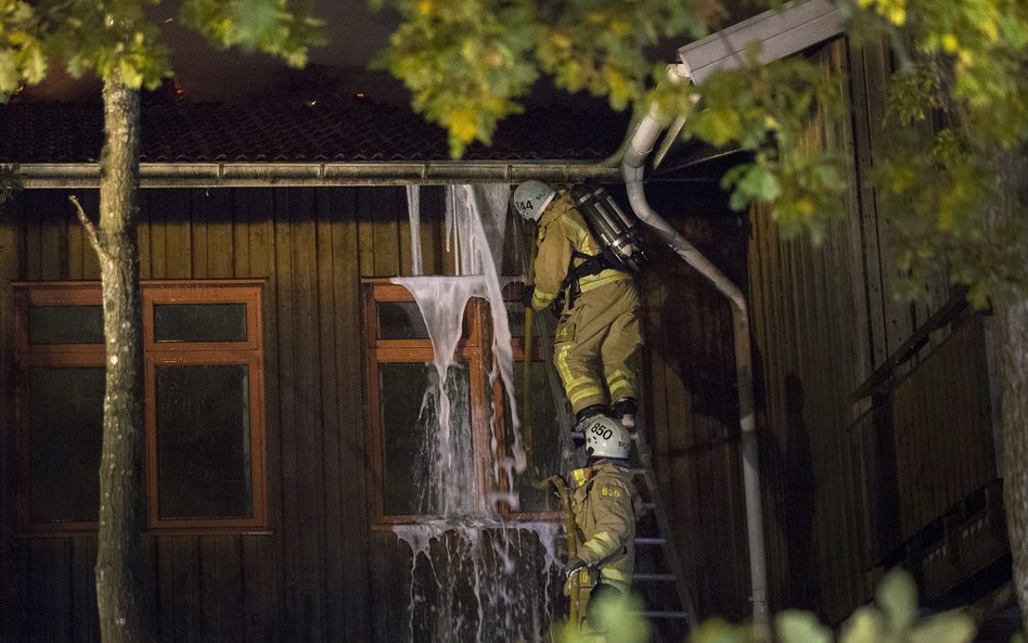 Pożar w ośrodku dla uchodźców w Kungsbacka, na południe od Goteborg