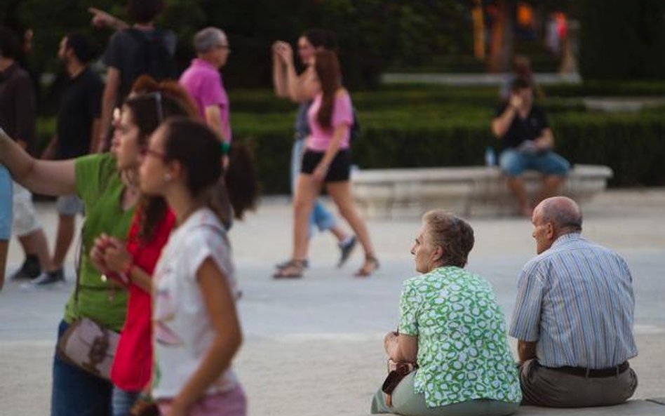 Polacy nie spieszą się z wpłatami na nowe konto emerytalne