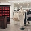 W sklepach H&M pojawiły się strefy specjalne nawiązujące do filmu „Lalka”.