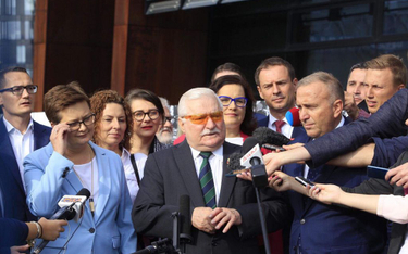 Lech Wałęsa: Podam rękę Morawieckiemu. Patrzę, czy nie ma piły