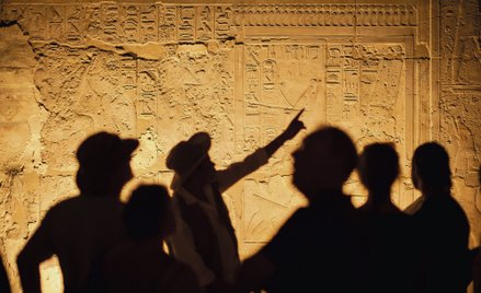 Pierwsi cudzoziemcy, którzy odwiedzali starożytne zabytki Egiptu nie jako zdobywcy, lecz jako ciekaw