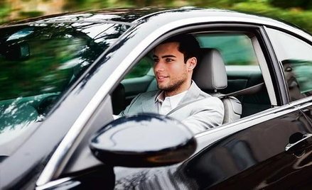 Kierowcy bez komunikacyjnego OC coraz częściej płacą kary