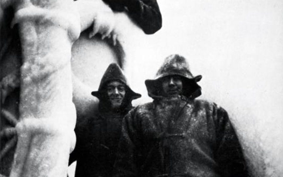 Marynarze podczas arktycznego konwoju