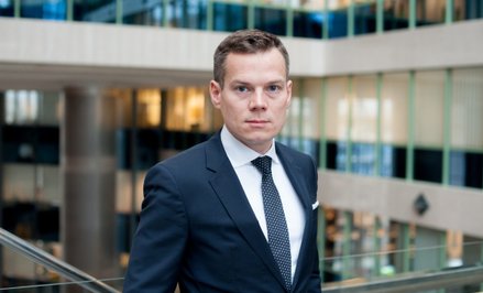 Jacek Jastrzębski jest przewodniczącym Komisji Nadzoru Finansowego.