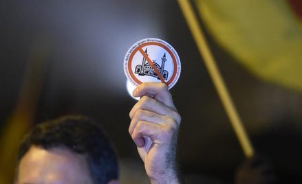 Nastroje antyislamskie narastają między innymi w Niemczech: na zdjęciu jeden z uczestników berliński